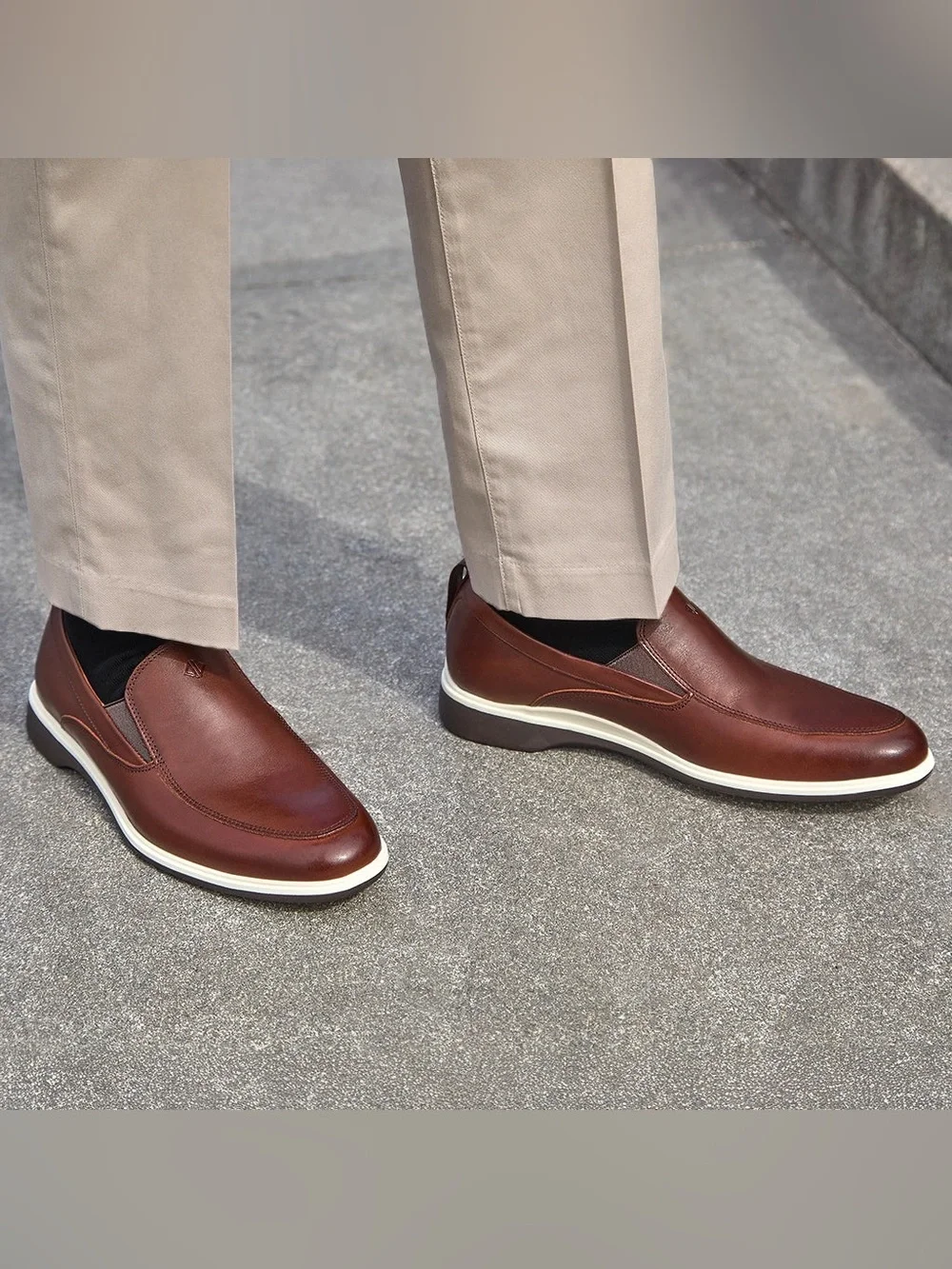 Amberjack the slip on leather loafers 10.5